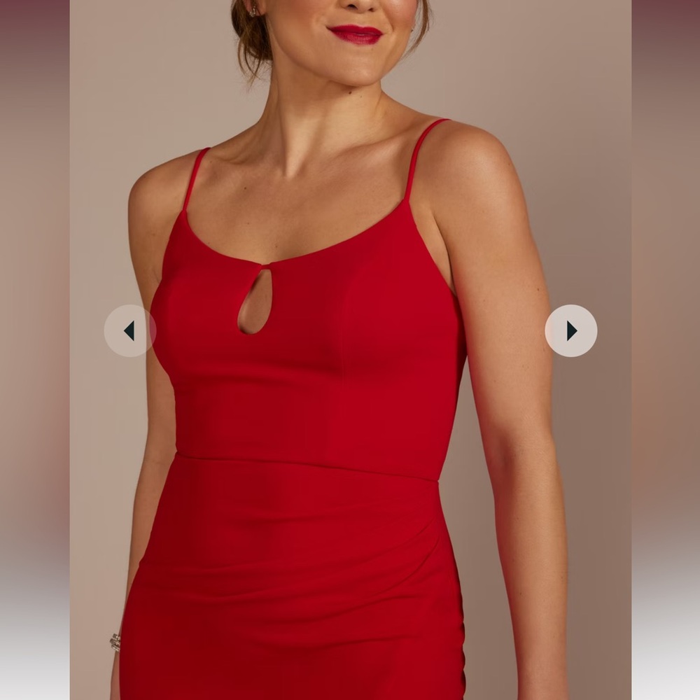 Db Studio Crepe Keyhole Sheath With Side Slit - image 3